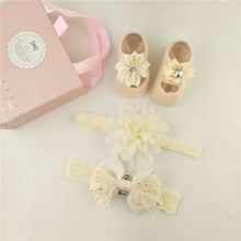Load image into Gallery viewer, Newborn Baby Girls Headband Bow Flowers Cloth Hair Bands Hair Accessories Socks Gift Boxes Three-piece Suit Christmas Gifts