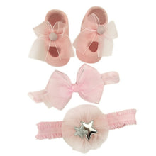 Load image into Gallery viewer, Newborn Baby Girls Headband Bow Flowers Cloth Hair Bands Hair Accessories Socks Gift Boxes Three-piece Suit Christmas Gifts